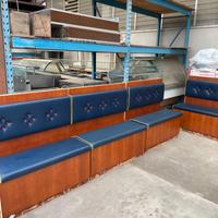 Cassapanche in legno con cuscineria e retroalzata