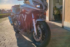 Yamaha Fazer FZ6 600