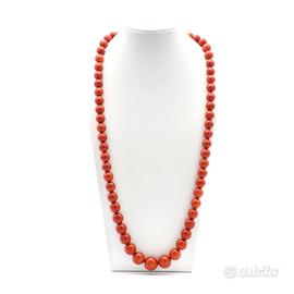 Collana in Corallo Momo con Chiusura in Oro 18 kt