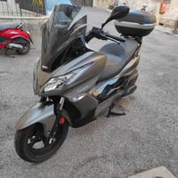 Kawasaki J300 - 2017