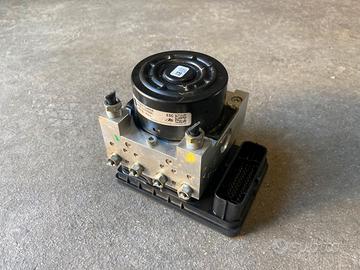 Centralina ABS Nissan Navara 2.3TD 2018 476605JN0A