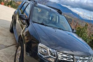 Dacia Duster nero
