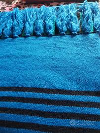 sciarpa lana CARPISA  azzurra e ner