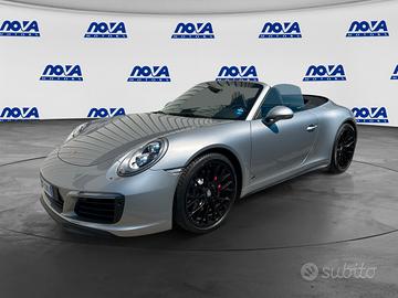 Porsche 911 Carrera 4S Cabriolet PDK Interni herit