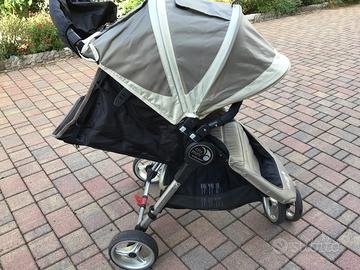 Passeggino a 3 ruote Baby Jogger City Mini