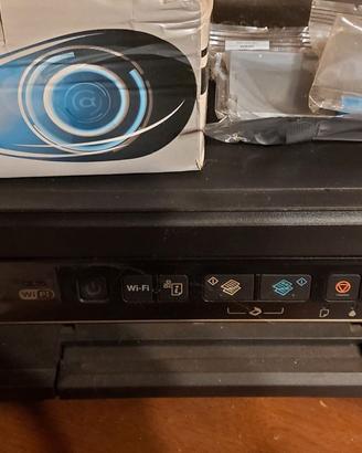 Stampante Epson XP-215 con cartucce