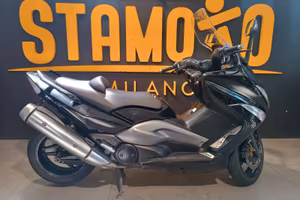 Yamaha TMAX White 500