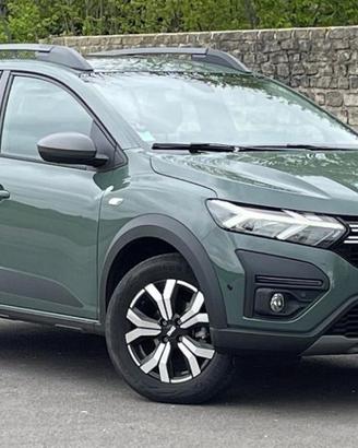 New Dacia Sandero stepwai per ricambio
