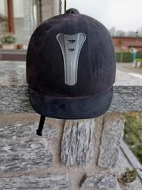  casco per cavallo