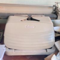 Macchina da scrivere everest