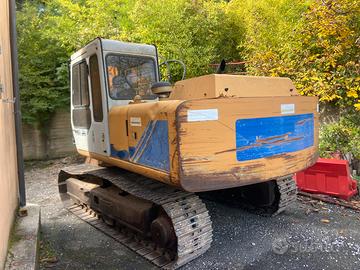 Escavatore cingolato Fiat hitachi 150 .3