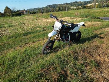 Husqvarna SM 125 2008