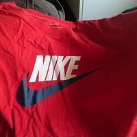 maglietta rossa nike