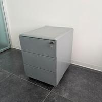 Cassettiera ufficio produzione grigia documenti