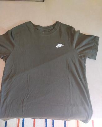 t-shirt Nike originale, verde militare