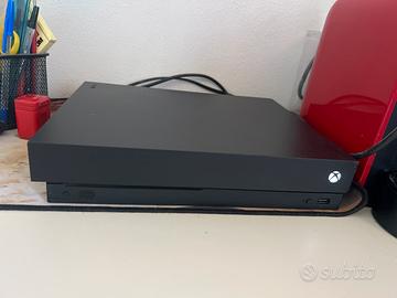 Xbox  one x 1TB