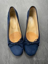 Scarpe ballerine con tacco blu in pelle n. 38