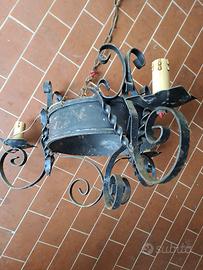 Lampadari in ferro battuto