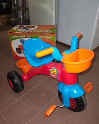 Triciclo brum