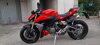 Ducati Streetfighter V2 950 Rossa 1000 km - 2025