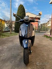 Vespa primavera 150