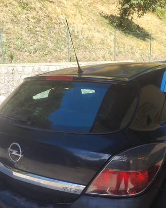 Opel Astra GTC
