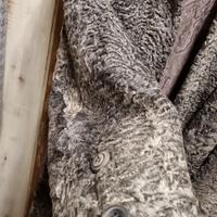 pelliccia astraca o persiano