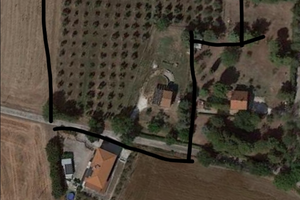 Terreno con annesso agricolo
