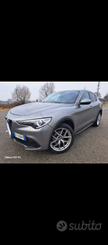 alfa romeo Stelvio q4 280 CV benzina GANCIO traino