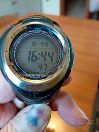 vendi orologio casio, altimetro, bussola, ecc.