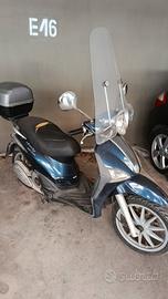 Roma Piaggio Liberty 150 2013