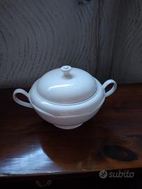 Zuppiera in porcellana