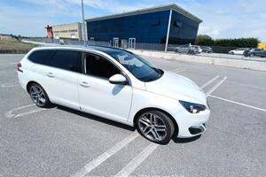 Peugeot 308 BlueHDi 120 S&S Allure