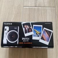 Fotocamera istantanea Instax mini 90 Neo Classic