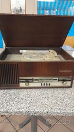 Radio giradischi a valvole Minerva RIM611 (1966)