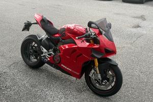 Ducati Panigale V4 S