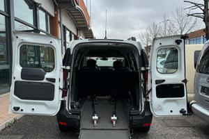 Dacia dokker per trasporto disabili