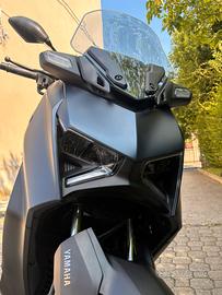 Yamaha x-max 300