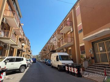 4 LOCALI A PALERMO