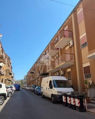 4 LOCALI A PALERMO