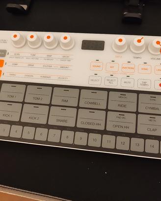 Drum machine IK Multimedia Uno Drum