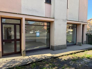 Gallicano nel lazio: locale commerciale