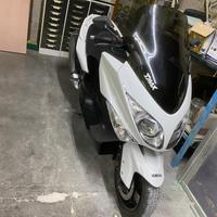 SCOOTER T-MAX 500