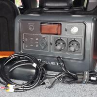 BLUETTI EB70 COMPLETO