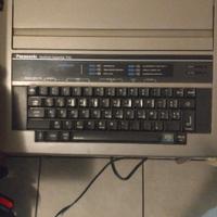 Macchina da scrivere elettronica Panasonic 
