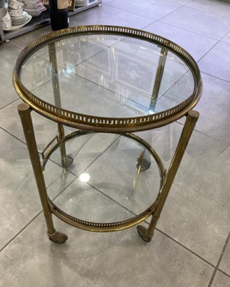  Tavolino con vetro tondo doppio