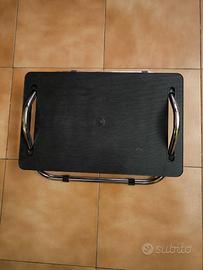 Poggiapiedi sotto scrivania