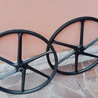 cerchi carbonio a razze NEXTIE