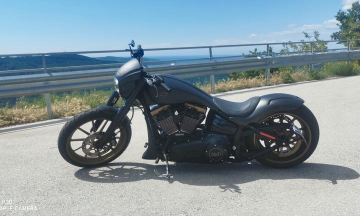 Harley-Davidson Softail Breakout - 2016