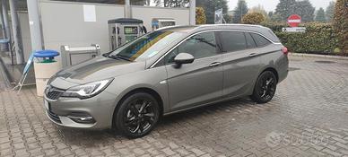 Opel astra sport tourer tdci 122 cv 